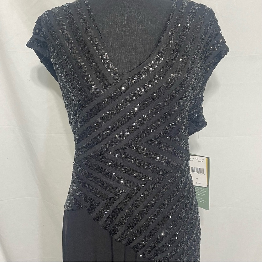 Maya Brooke Formal Evening Gown Dress. Size 18. NEW. Asymmetrical. Elegant. - Picture 2 of 16
